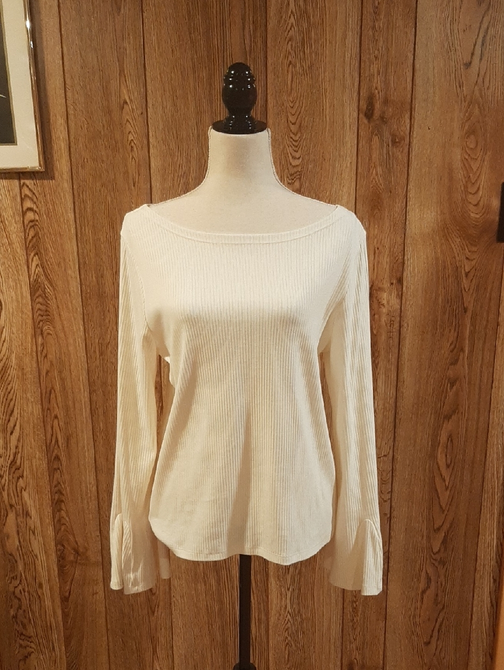 NWOT GAP Long Bell-Sleeve Cream/White Ribbed Top (XL)